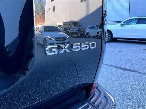 Used 2024 Lexus GX 550 w/ Accessory Package (2T) AWD/4WD image 50