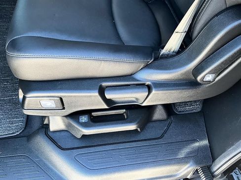 Used 2021 Honda Odyssey EX-L image 31