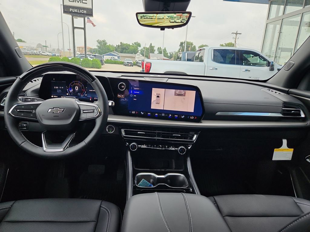 New 2026 Chevrolet Traverse LT w/ Enhanced Driving Package AWD/4WD image 15