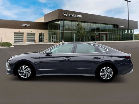 New 2026 Hyundai Sonata Blue image 4