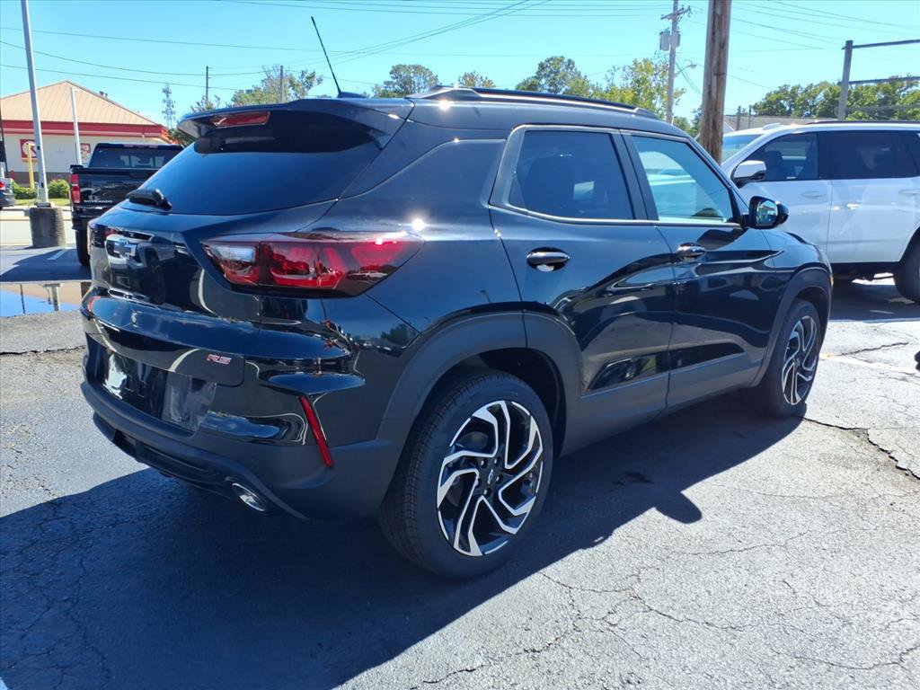 New 2026 Chevrolet TrailBlazer RS w/ Convenience Package FWD image 3