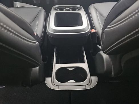 New 2026 Chrysler Voyager LX image 34