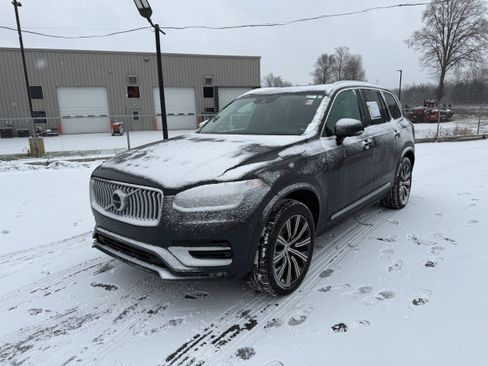 Used 2022 Volvo XC90 T6 Inscription w/ Advanced Package image 5