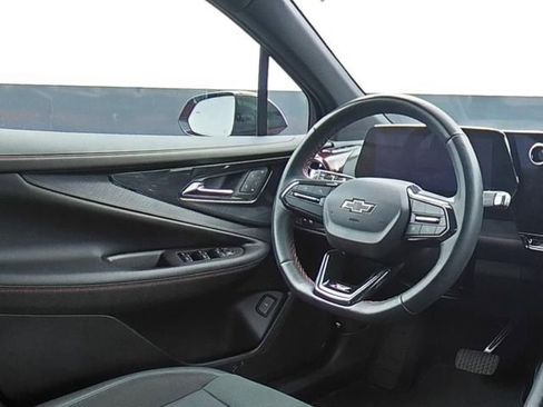 Used 2024 Chevrolet Blazer EV RS AWD/4WD image 17