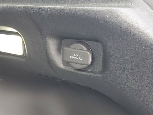 Certified 2023 Honda HR-V LX image 8