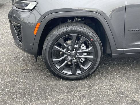 New 2026 Jeep Grand Cherokee Limited AWD/4WD image 10