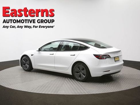 Used 2023 Tesla Model 3 Standard Range image 95