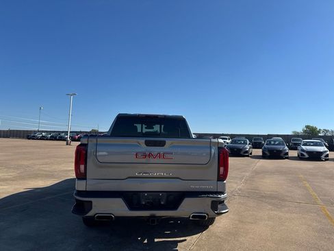 Used 2023 GMC Sierra 1500 Denali AWD/4WD image 17