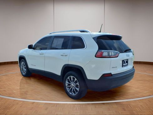 Used 2019 Jeep Cherokee Latitude Plus w/ Comfort/Convenience Group AWD/4WD image 4