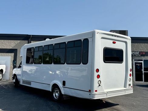 Used 2018 Ford E-450 and Econoline 450 Super Duty w/ Shuttle Bus Prep Package image 9