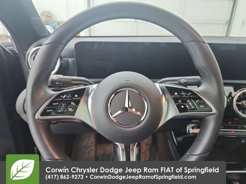 Used 2025 Mercedes-Benz CLA 250 4MATIC image 22