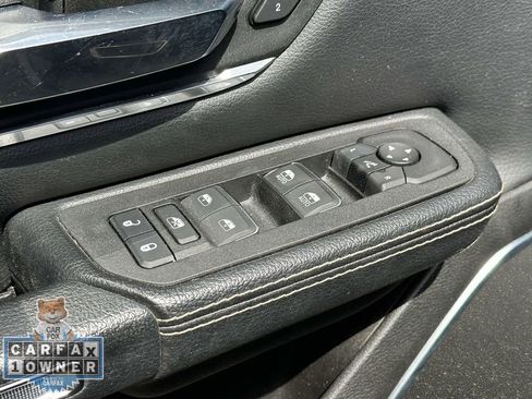 Used 2025 RAM 1500 Laramie AWD/4WD image 19