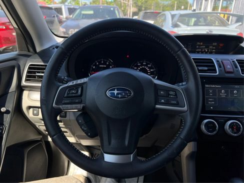 Used 2016 Subaru Forester 2.5i Touring w/ Eyesight & Navigation System AWD/4WD image 20