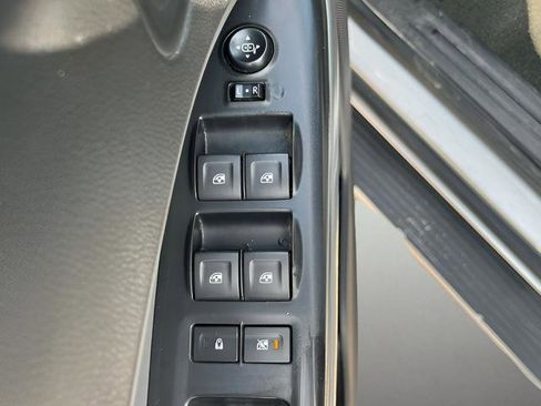 Used 2018 Chevrolet Colorado LT w/ Luxury Package, Chrome image 12