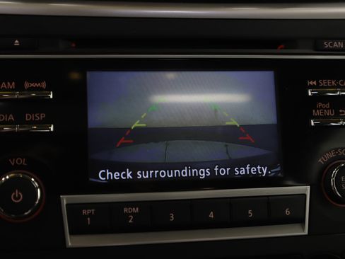 Used 2017 Nissan Altima 2.5 SL w/ Moonroof Package image 27