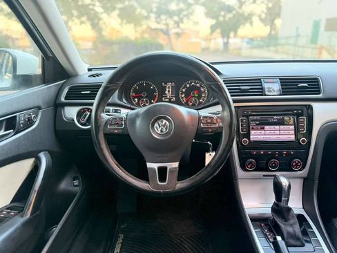 Used 2013 Volkswagen Passat TDI SE image 13