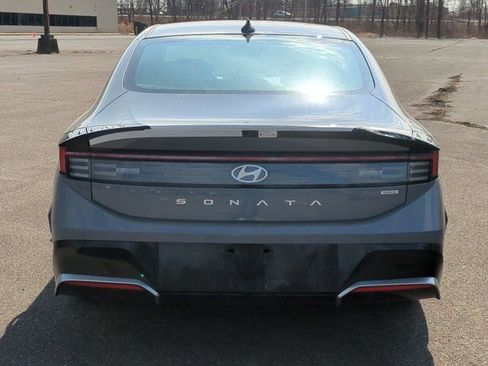 New 2025 Hyundai Sonata SEL image 4
