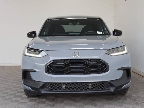 Used 2023 Honda HR-V Sport image 2