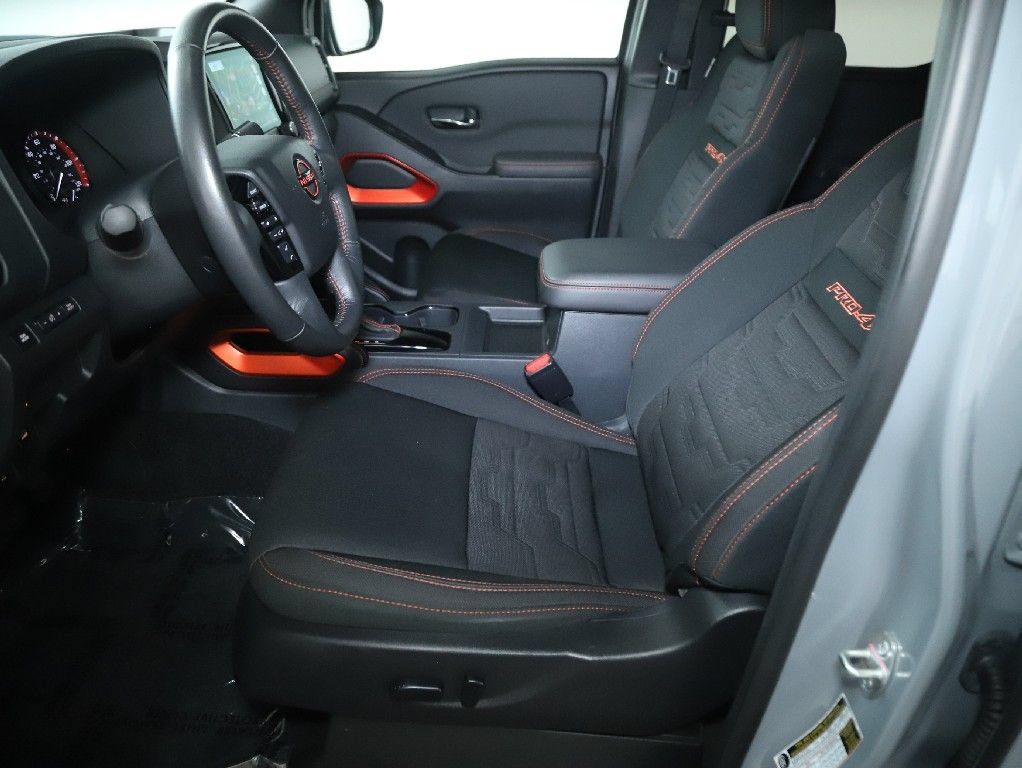 Certified 2024 Nissan Frontier PRO-4X w/ Technology Package AWD/4WD image 18