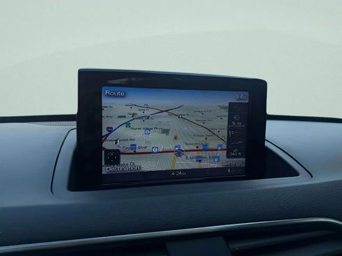 Used 2018 Audi Q3 2.0T Premium Plus w/ Premium Plus Package image 42