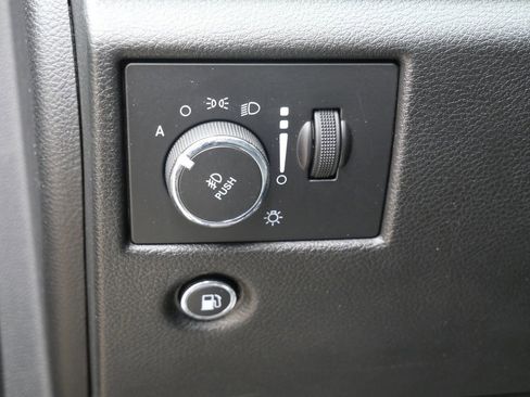 Used 2021 Jeep Grand Cherokee High Altitude AWD/4WD image 16