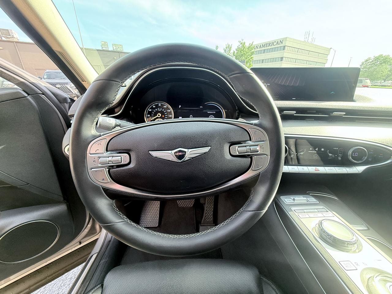 Used 2025 Genesis GV70 2.5T AWD/4WD image 14
