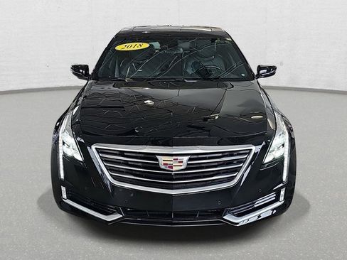 Used 2018 Cadillac CT6 Luxury image 2