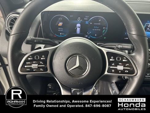 Used 2021 Mercedes-Benz GLB 250 4MATIC image 11