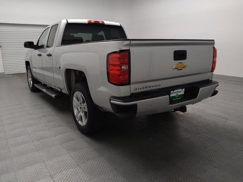 Used 2018 Chevrolet Silverado 1500 Custom w/ Custom Value Package image 5