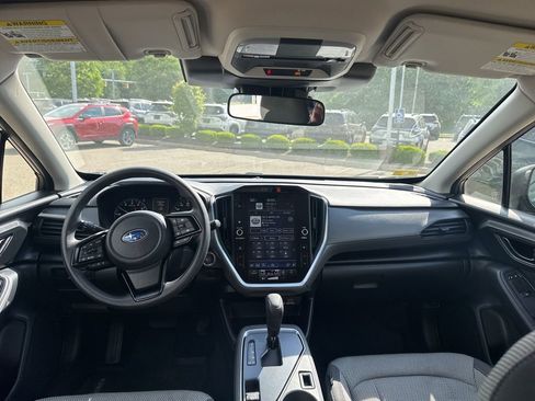 Used 2024 Subaru Crosstrek 2.0i Premium AWD/4WD image 8