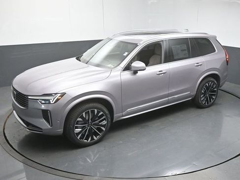 New 2026 Volvo XC90 B6 Plus w/ Protection Package Premier image 46