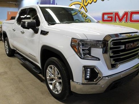 Used 2019 GMC Sierra 1500 SLT w/ SLT Premium Package AWD/4WD image 3