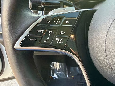 Used 2024 Mercedes-Benz E 350 4MATIC Sedan image 37