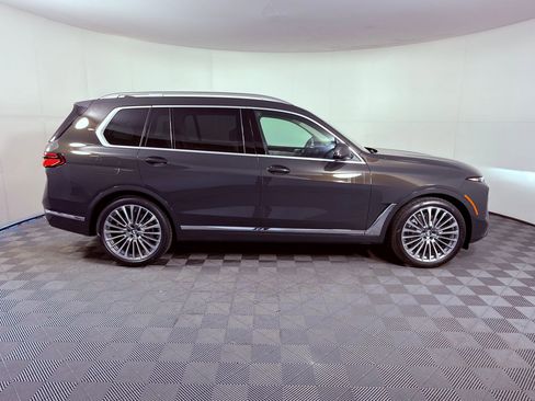 New 2026 BMW X7 xDrive40i image 8