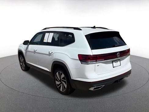Used 2026 Volkswagen Atlas SE FWD image 11