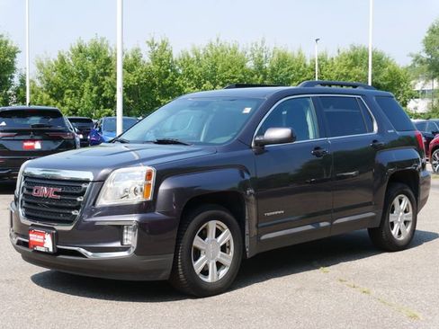 Used 2016 GMC Terrain SLE w/ Driver Alert Package I AWD/4WD image 2