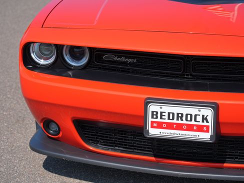 Used 2018 Dodge Challenger R/T Scat Pack RWD image 9
