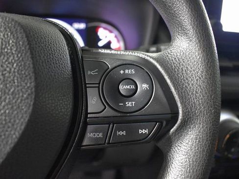 Used 2023 Toyota RAV4 XLE image 16