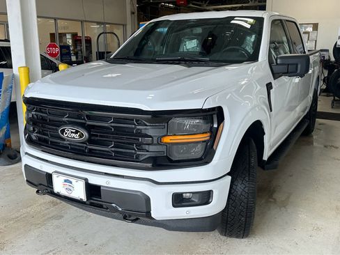 New 2026 Ford F150 XLT w/ Equipment Group 302A MID image 4