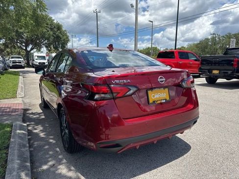 Used 2025 Nissan Versa SV FWD image 5