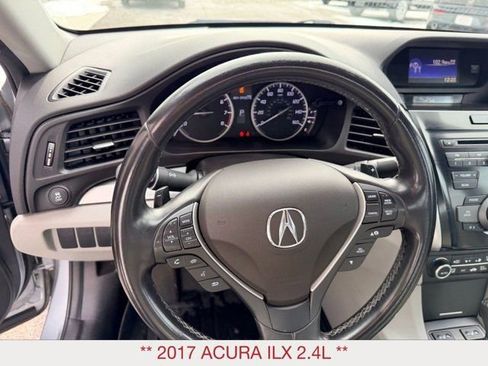 Used 2017 Acura ILX image 17