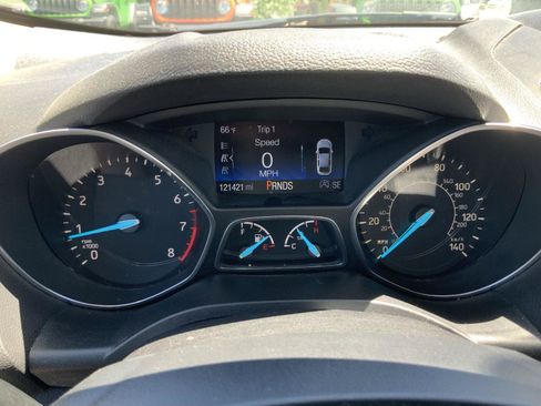 Used 2019 Ford Escape SEL AWD/4WD image 16