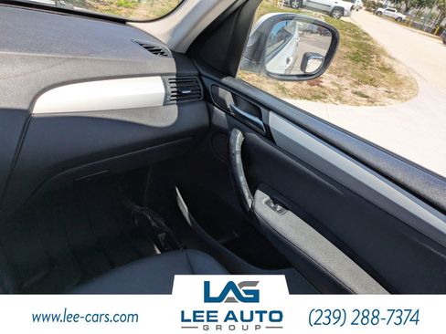 Used 2013 BMW X3 xDrive28i AWD/4WD image 15