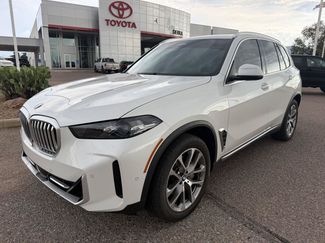 Used 2024 BMW X5 xDrive40i w/ Parking Assistance Package AWD/4WD video 1