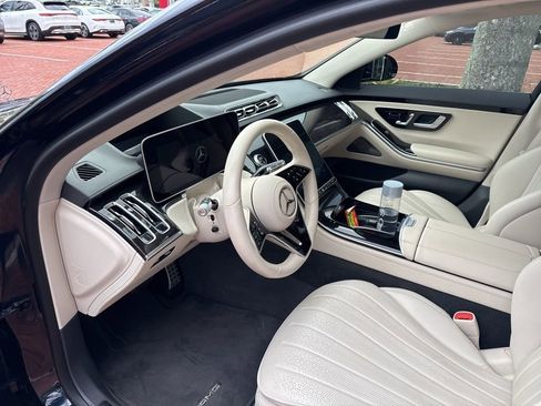Used 2022 Mercedes-Benz S 500 4MATIC image 5