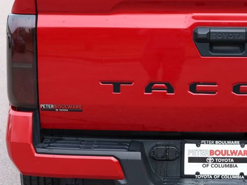 Used 2025 Toyota Tacoma SR5 image 9
