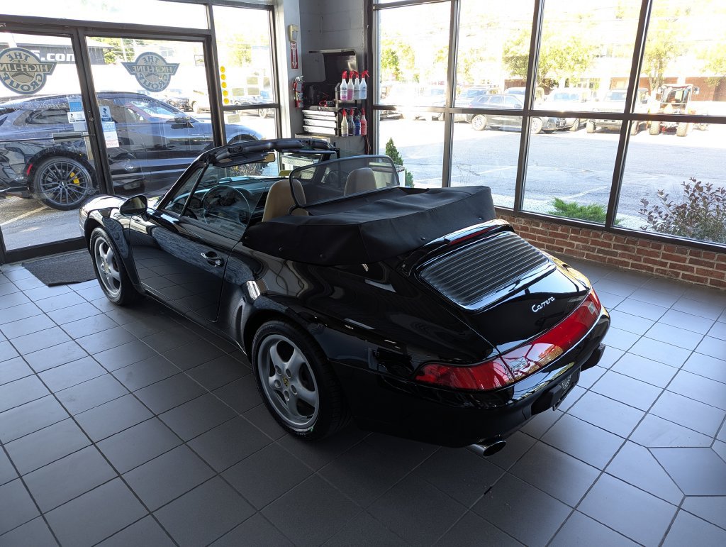 Used 1997 Porsche 911 Carrera RWD image 79