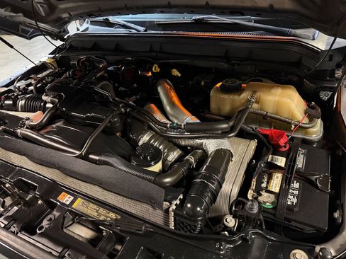 Used 2013 Ford F450 Lariat w/ Lariat Ultimate Pkg image 17