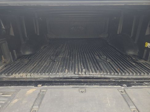 Used 2022 Ford F150 Lariat w/ Equipment Group 502A High AWD/4WD image 16