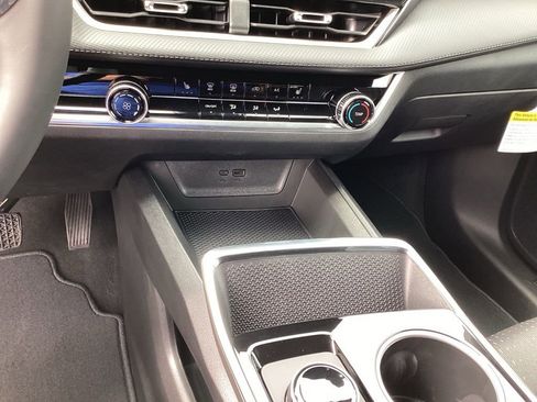 New 2026 Chevrolet Equinox LT FWD image 12